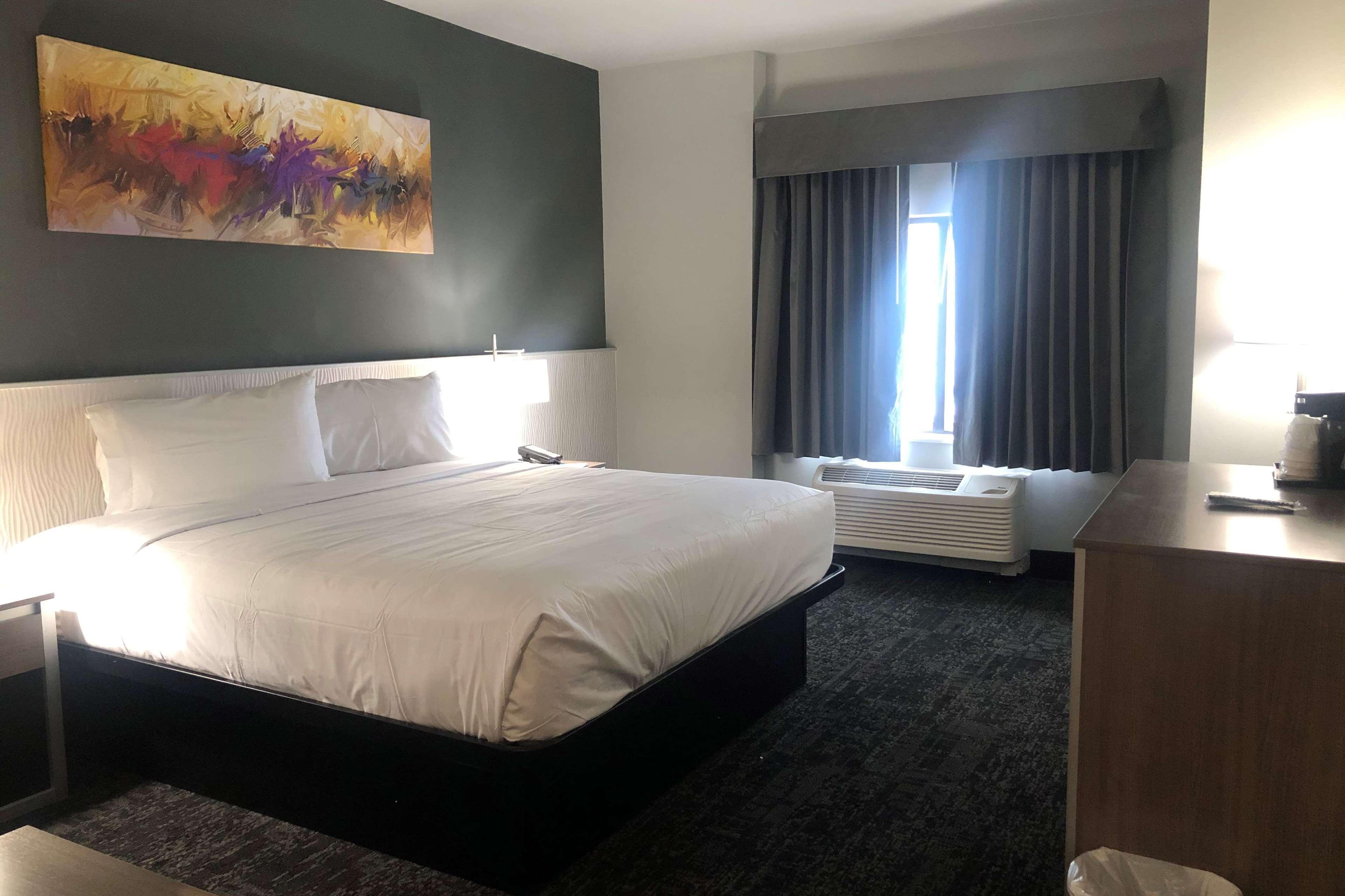 Hotel Baymont By Wyndham Madison